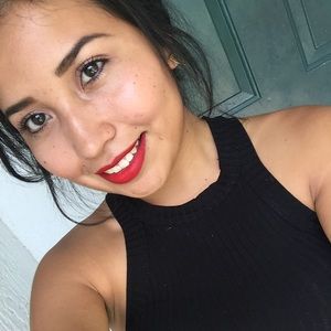 Meet your Posher, Diana